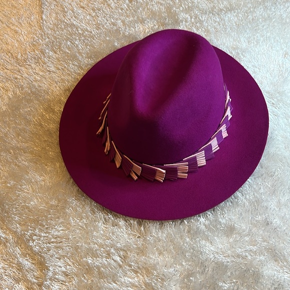 Echo Fedora Hat - Picture 7 of 7